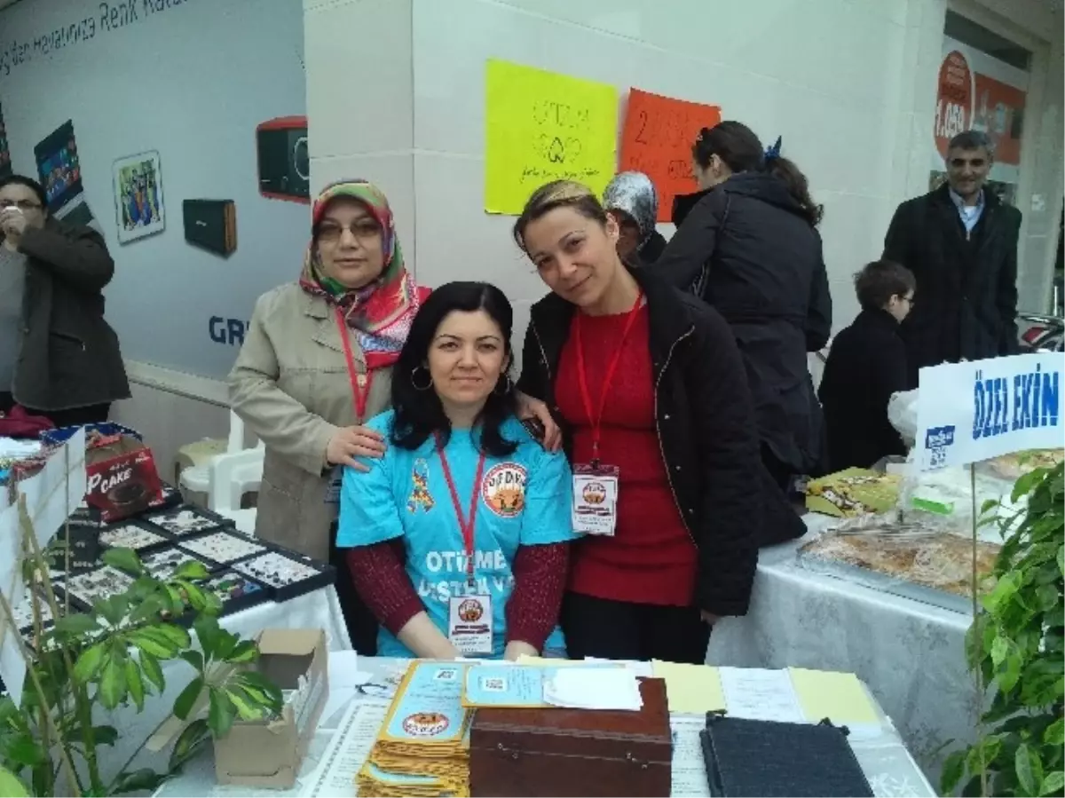 Eskişehir\'de Otistik Çocuklar İçin Kermes