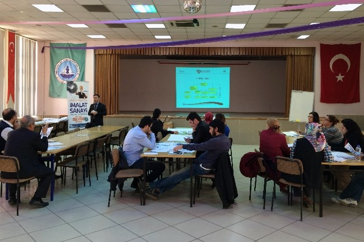 Gümüşhane\'de Doka Proje Eğitimi Verildi