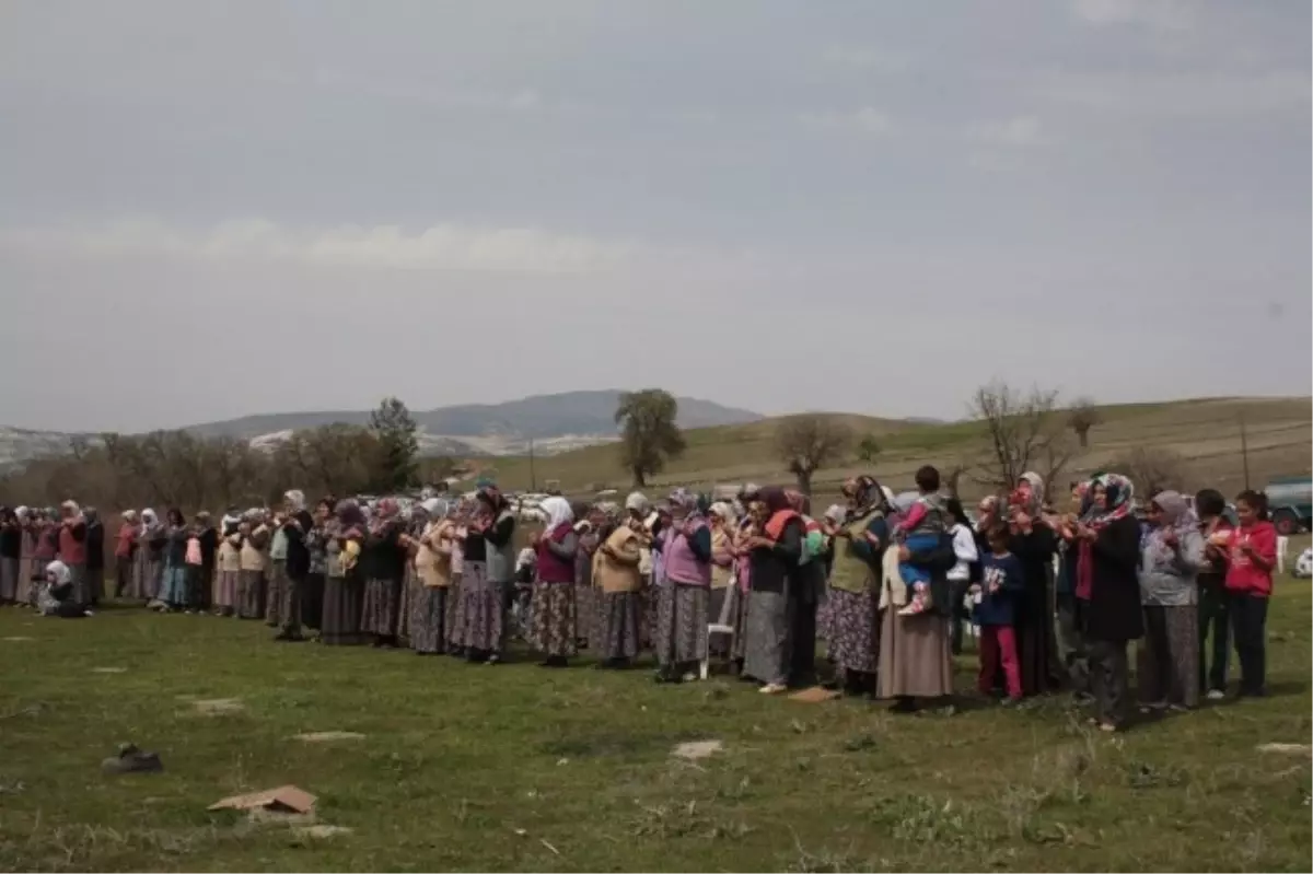 Manisa Yağmur Duasına Çıktı