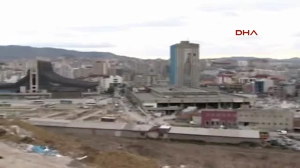 AB\'nin Kosova\'da Savaş Suçları Mahkemesi Kurulması Talebi Gerginliğe Yol Açtı