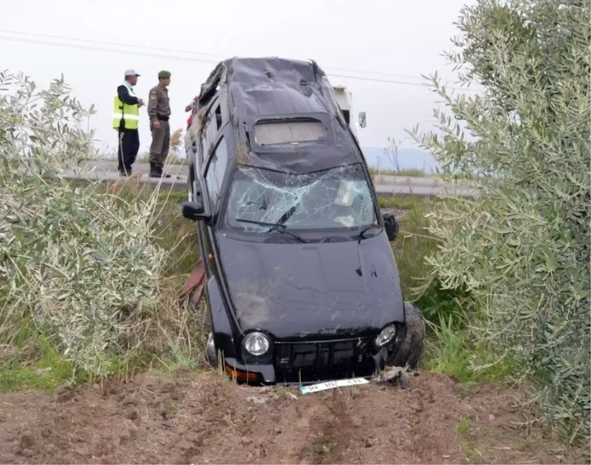 Balıkesir Burhaniye\'de Kaza Ucuz Atlatıldı