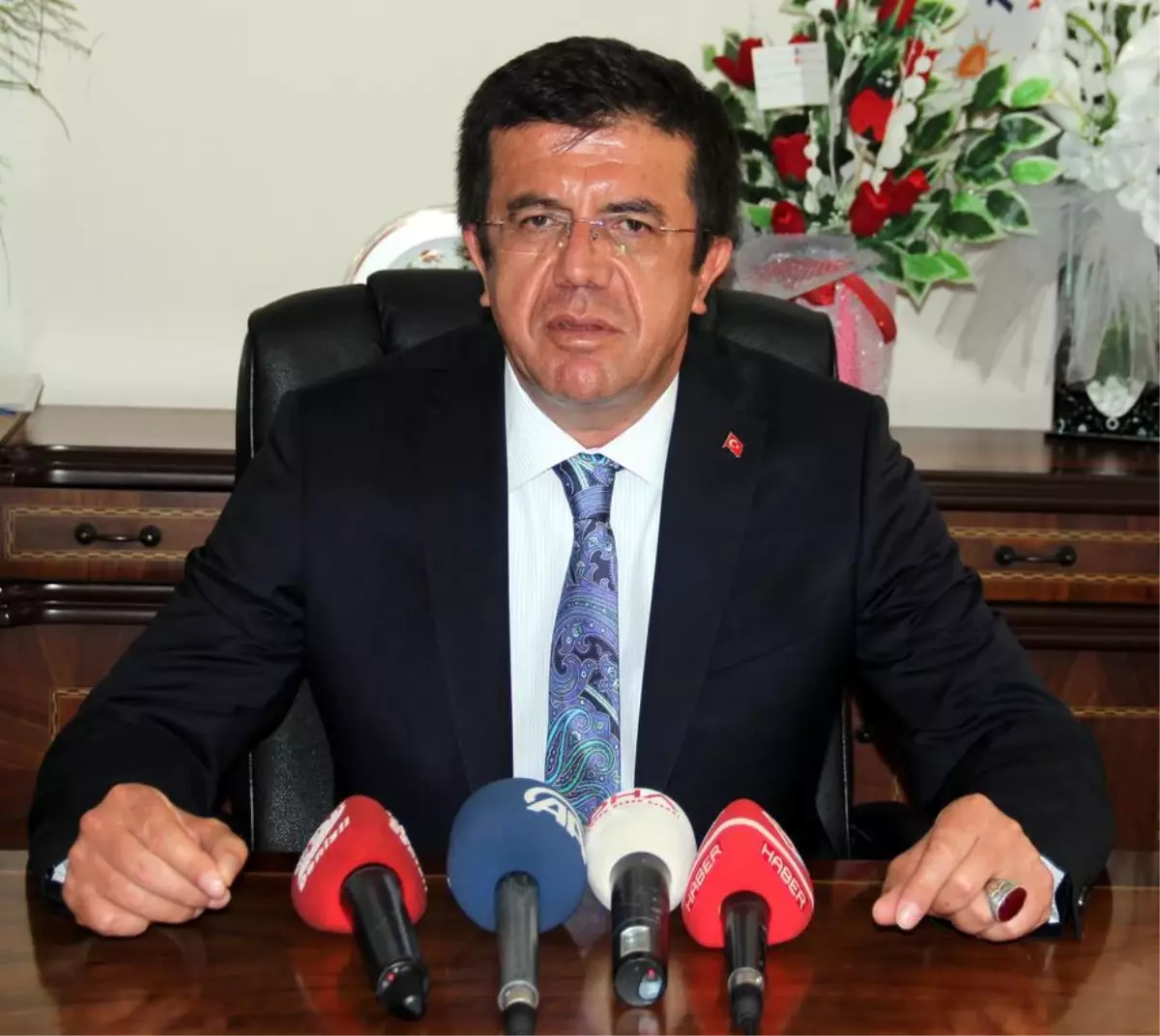 Ekonomi Bakanı Zeybekci Denizli\'de