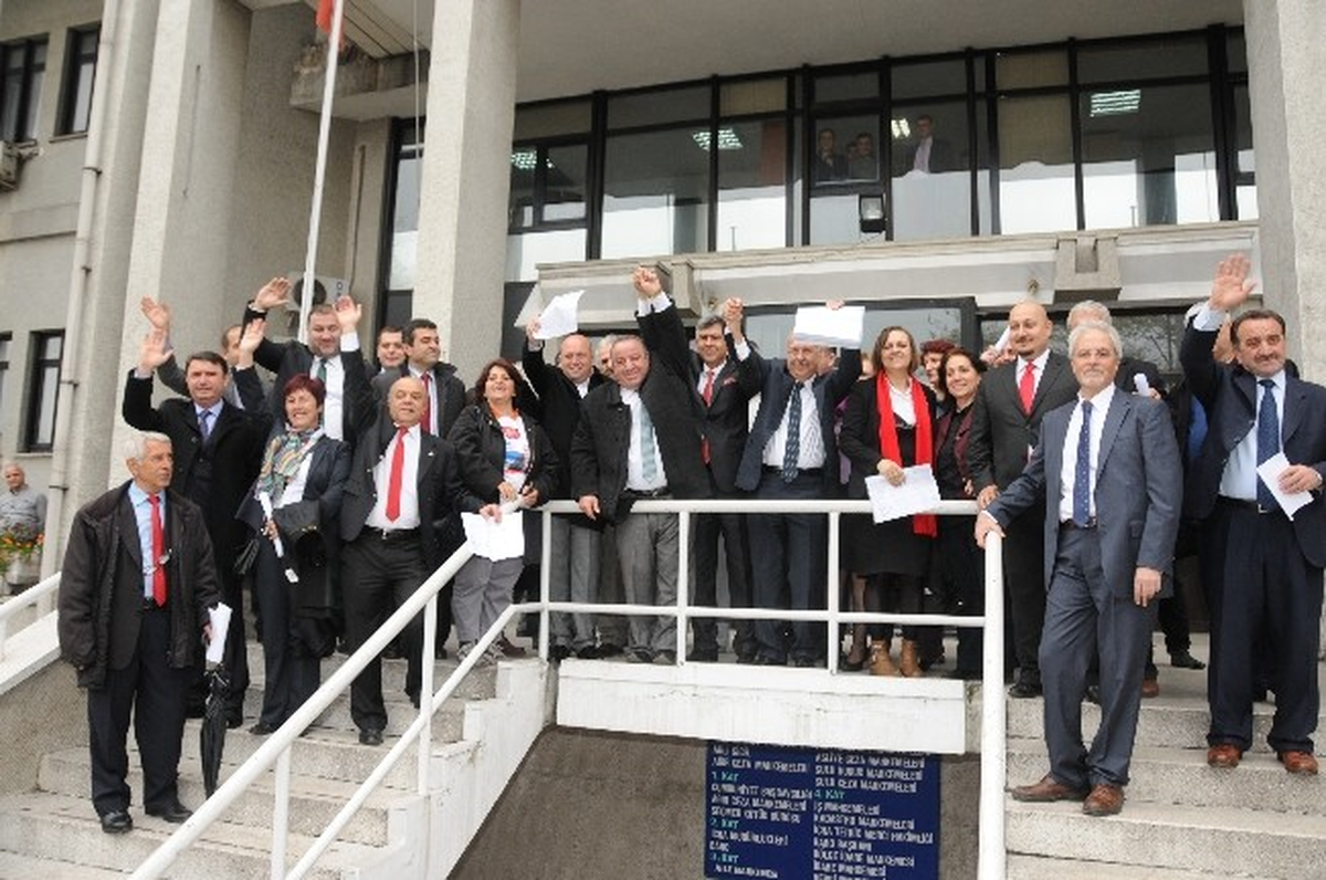 Zonguldak Belediye Başkanı Akdemir Mazbatasını Aldı