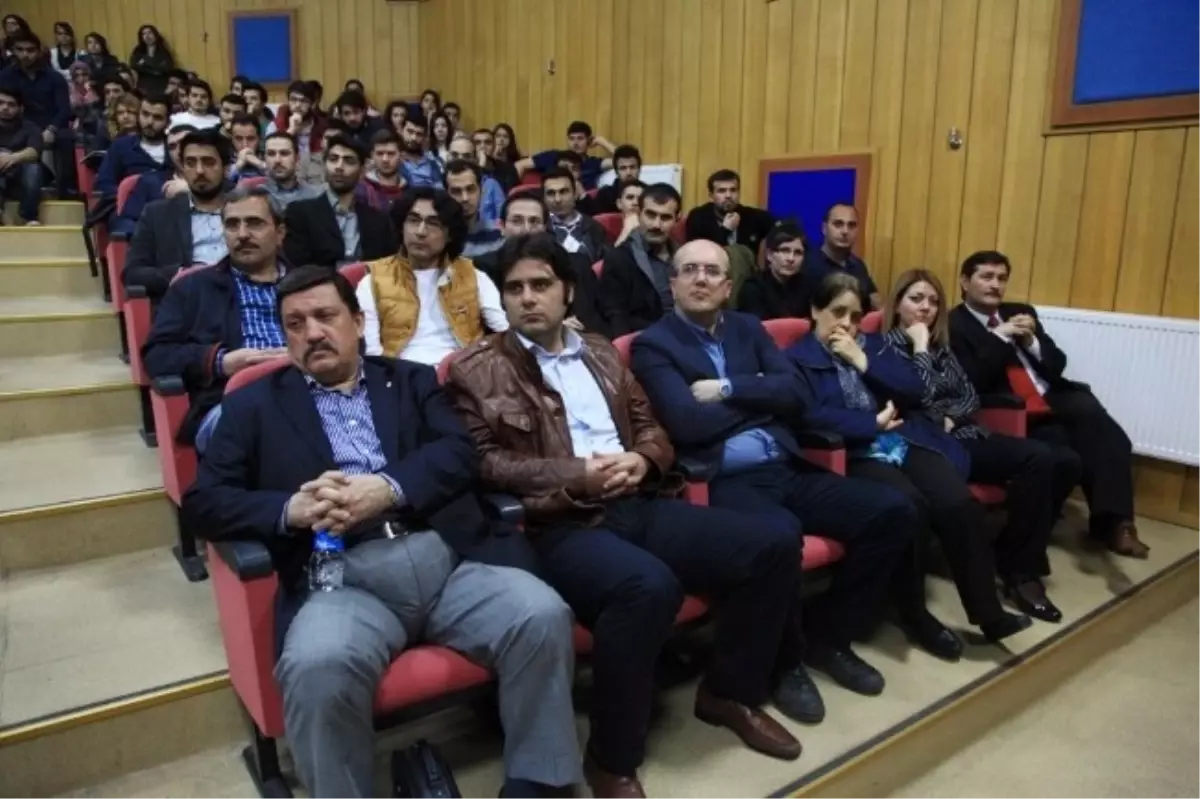 Aksaray Üniversitesi'nde Panel
