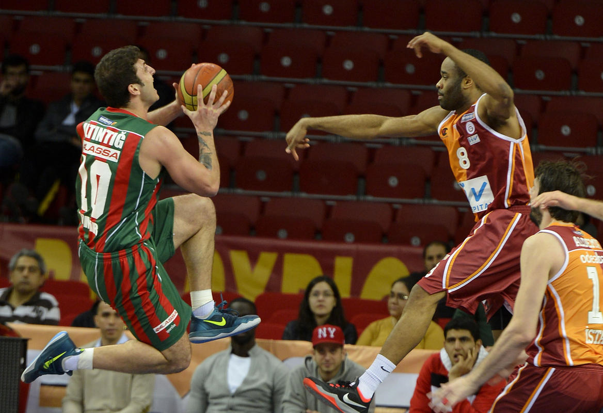 Galatasaray Liv Hospıtal: 70 Pınar Karşıyaka: 72