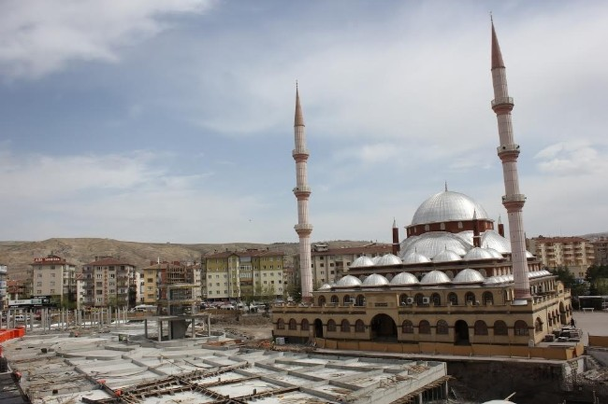 Çankırı Belediyesinden Kent Meydanı Projesi