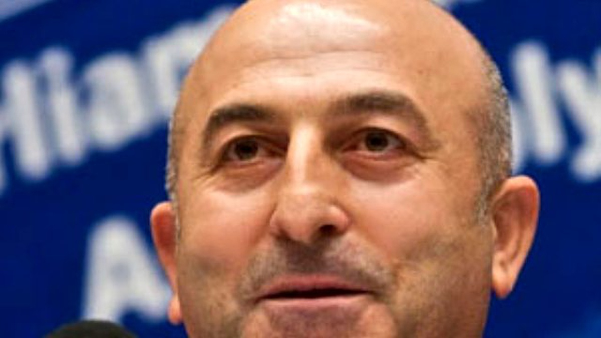 Çavuşoğlu\'na AKPM Onursal Başkanlık Diploması