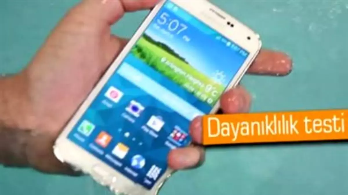 Test: Galaxy S5 Suya Ne Kadar Dayanıklı?