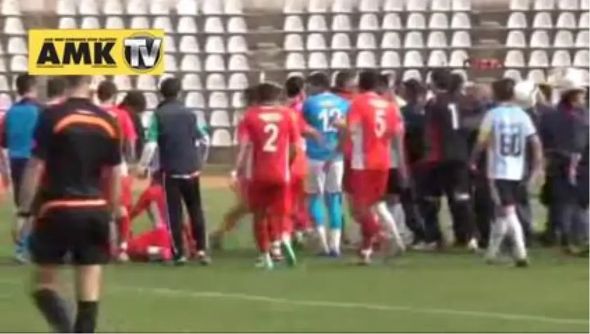 Tokat\'ta Amatör Final Maçında Kavga