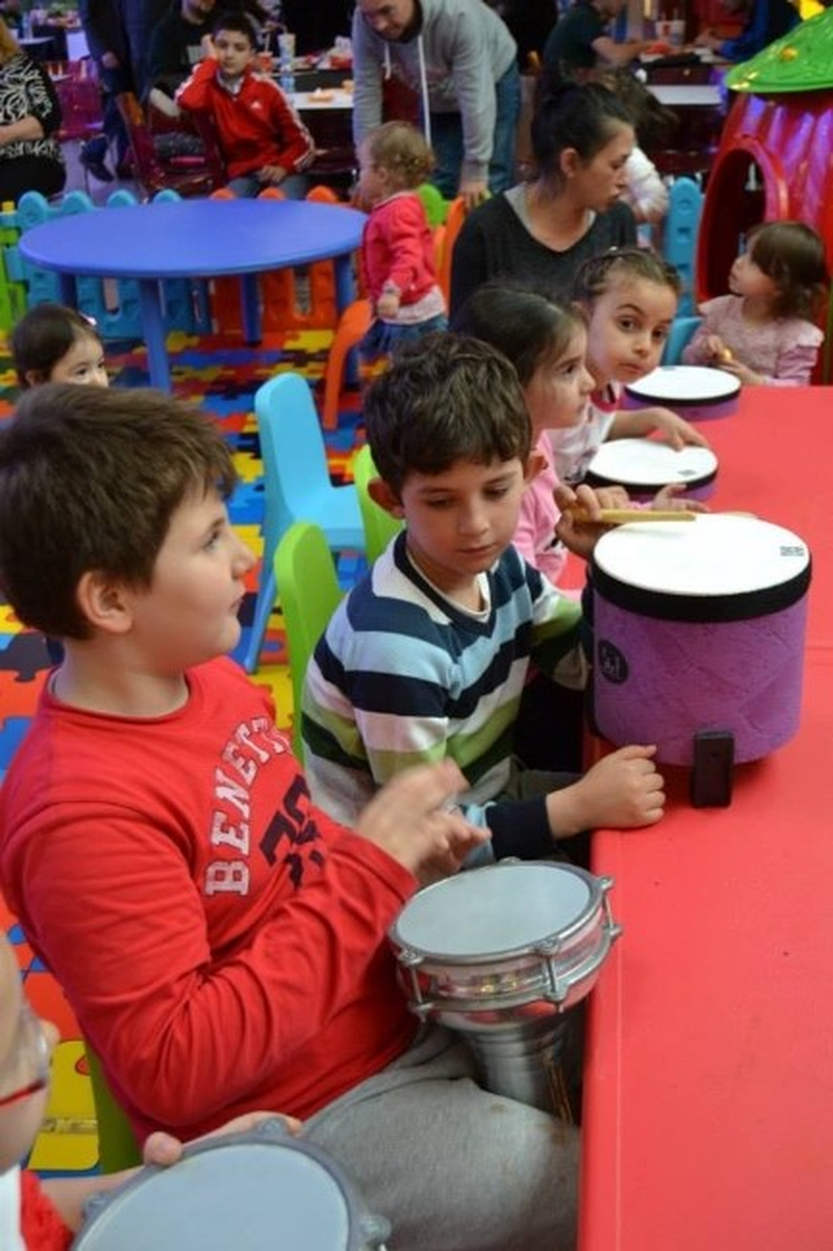 Yeşilyurt Mini Club\'ta Miniklere Ritim Atölyesi