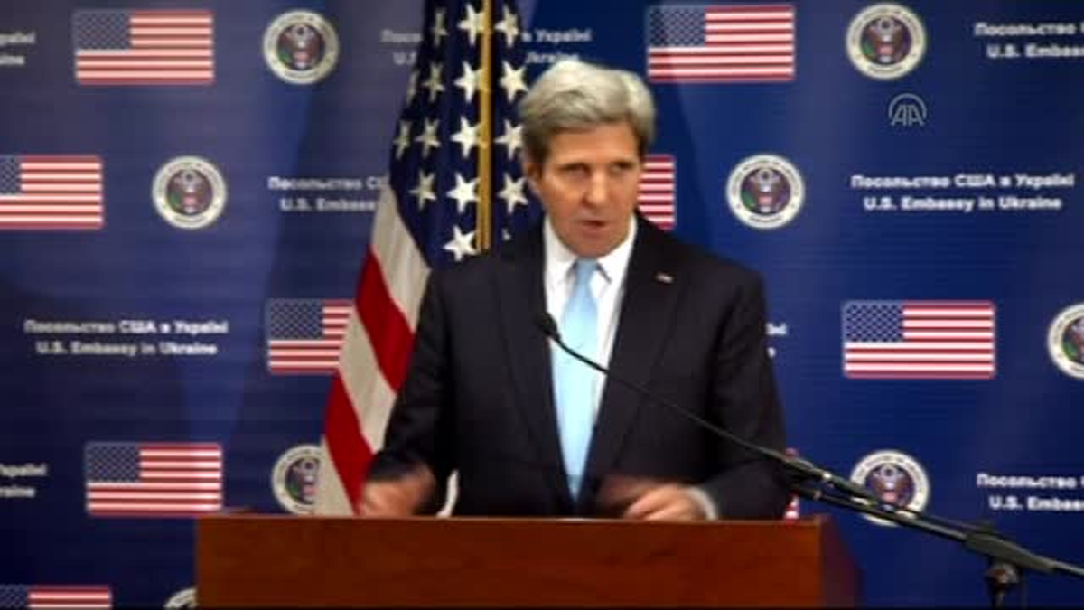 Kerry: "Ukrayna\'da Çıkan Olayların Arkasında Rus Ajanlar Var"