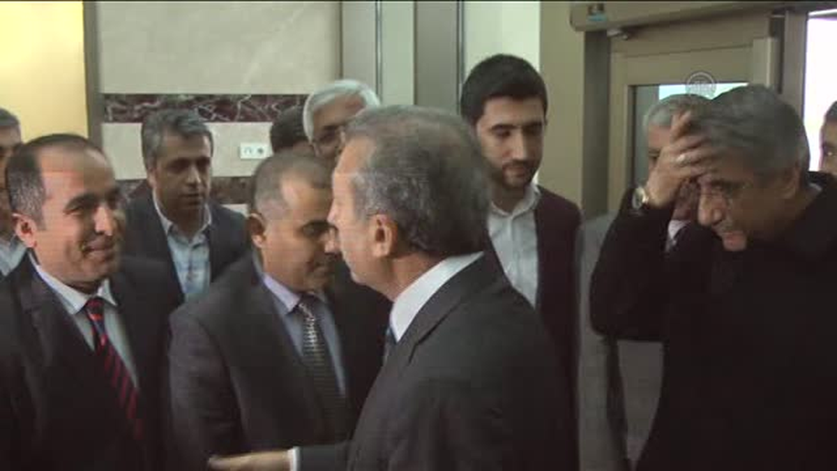 Bakan Eker, Müsteşar Yardımcısı Tunç\'a taziyede bulundu -