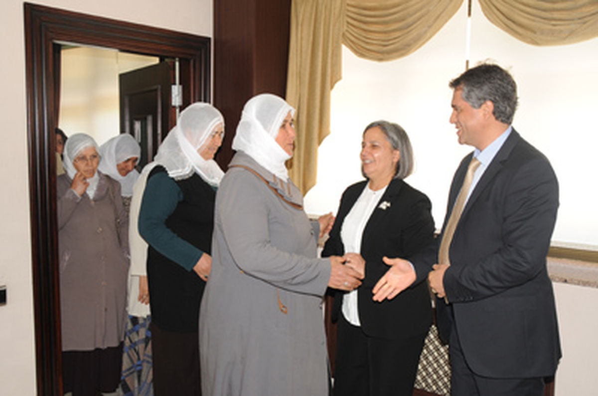 Barış Annelerinden Eşbaşkanlara Ziyaret 