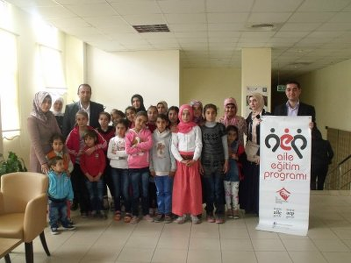 Diyarbakır\'da 278 Kadına AEP Eğitimi