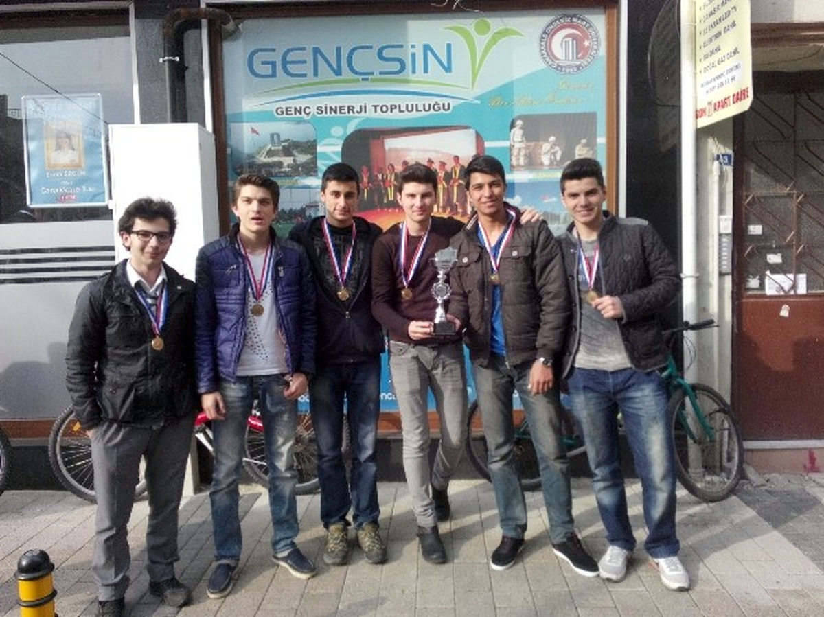 Halı Sahanın Şampiyonu İmam Hatip Lisesi Oldu