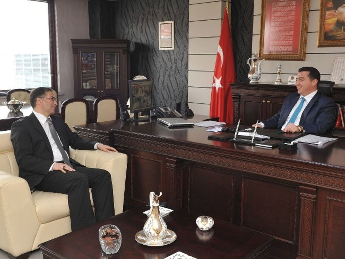 Kaymakam Şakalar\'dan Başkan Bakıcı\'ya Kutlama Ziyareti