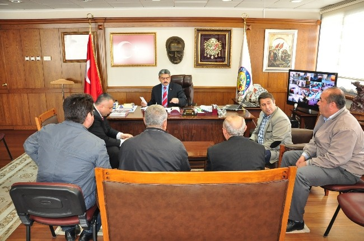 Nazilli Birlik Yönetiminden Başkan Alıcık\'a Hayırlı Olsun Ziyareti