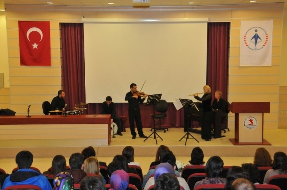Omü\'de Gündüz Konserleri Başladı
