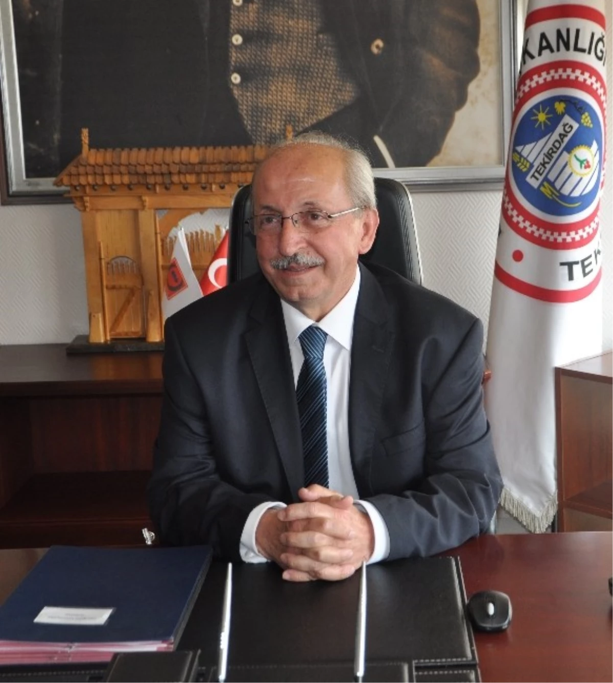 Tekirdağ\'ın İlk Büyükşehir Belediye Başkanı Kadir Albayrak Mazbatasını Aldı