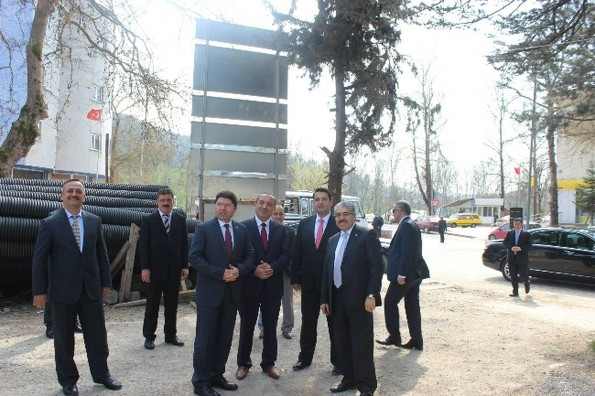 Tunç ve Çınar, Okul İnşaatında İnceleme Yaptı