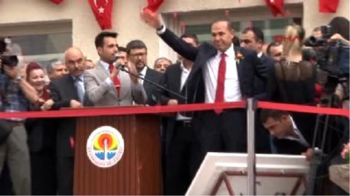 Adana\'nın MHP\'li Yeni Başkanı Mazbatasını Aldı