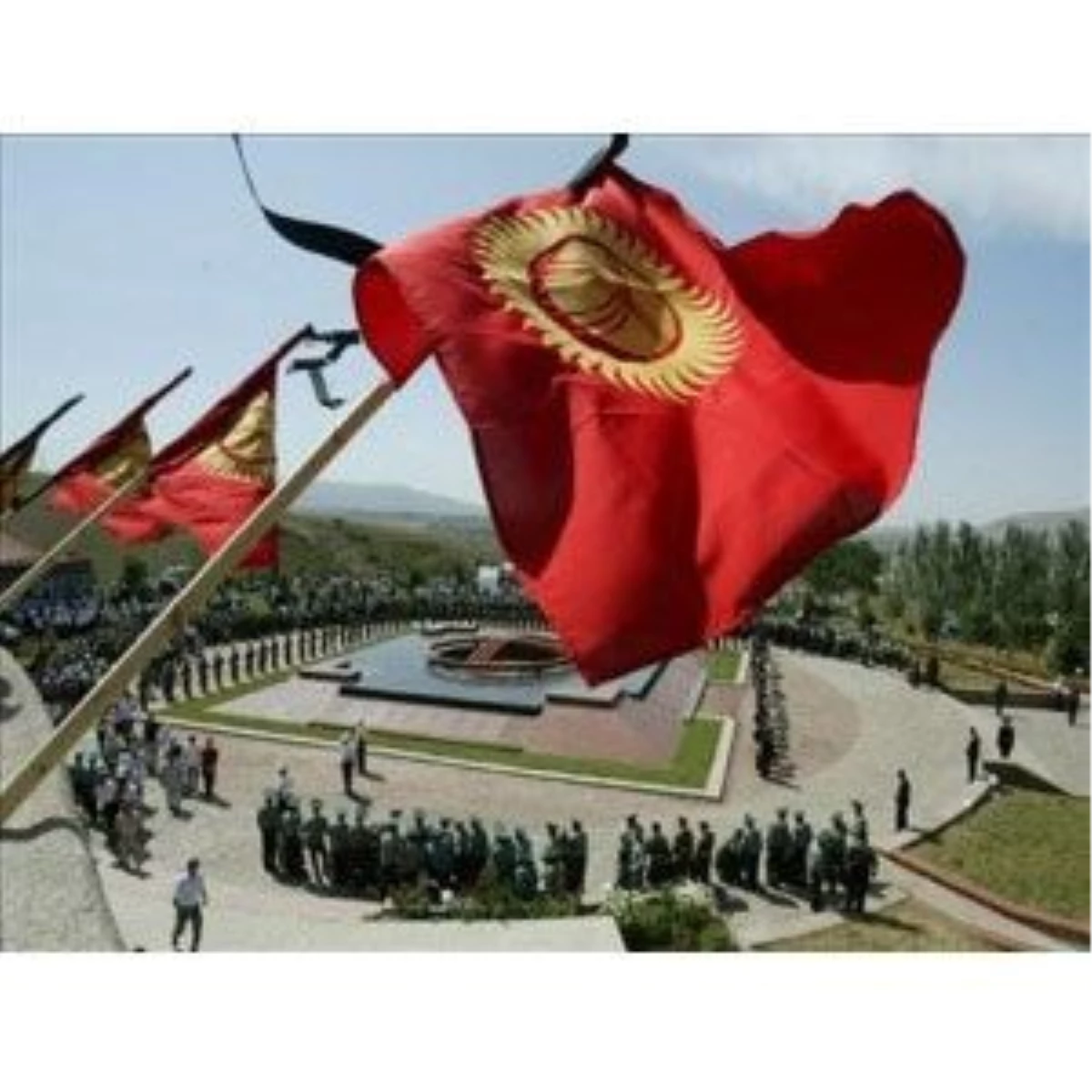 Kırgızistan\'da Yeni Kabine Yemin Ederek Göreve Başladı