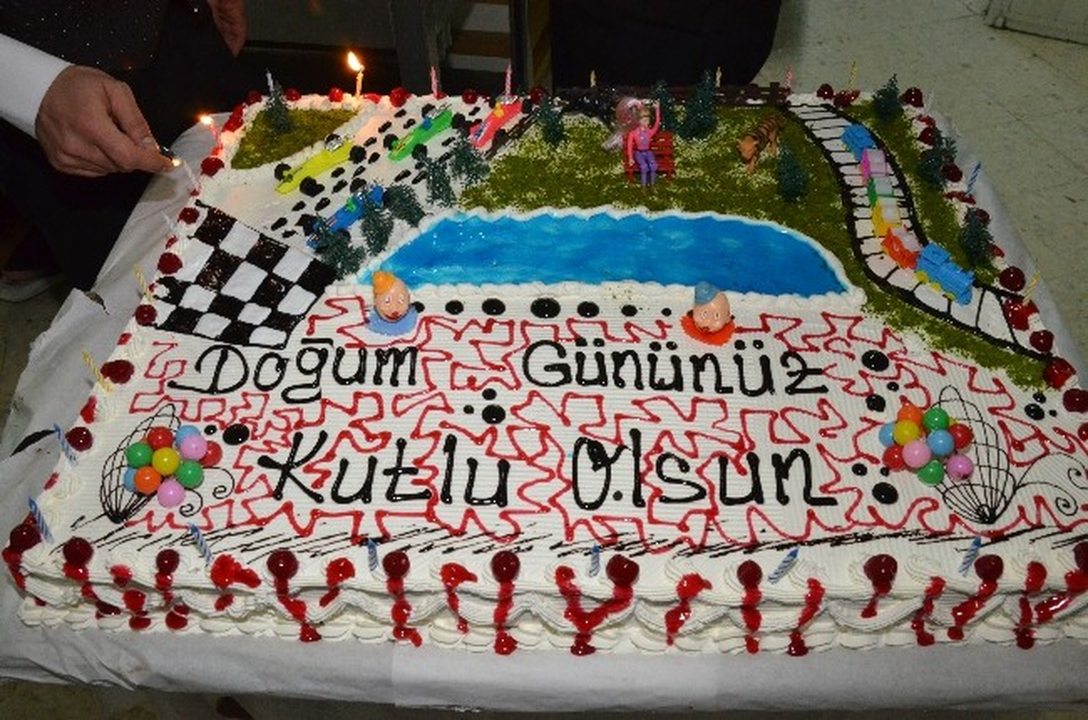 Devlet Koruması Altındaki Çocukların Doğum Günü Mutluluğu