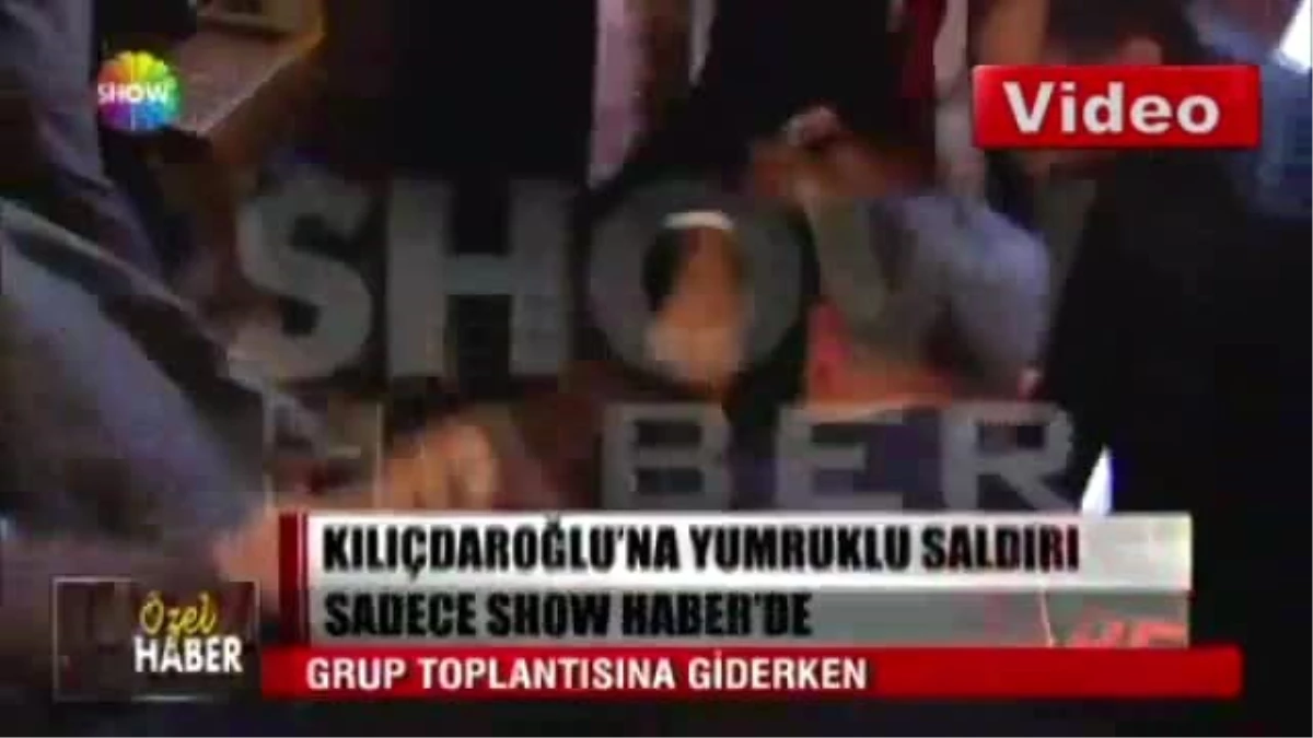 Kemal Kılıçdaroğlu\'na Saldırının Çok Özel Görüntüsü
