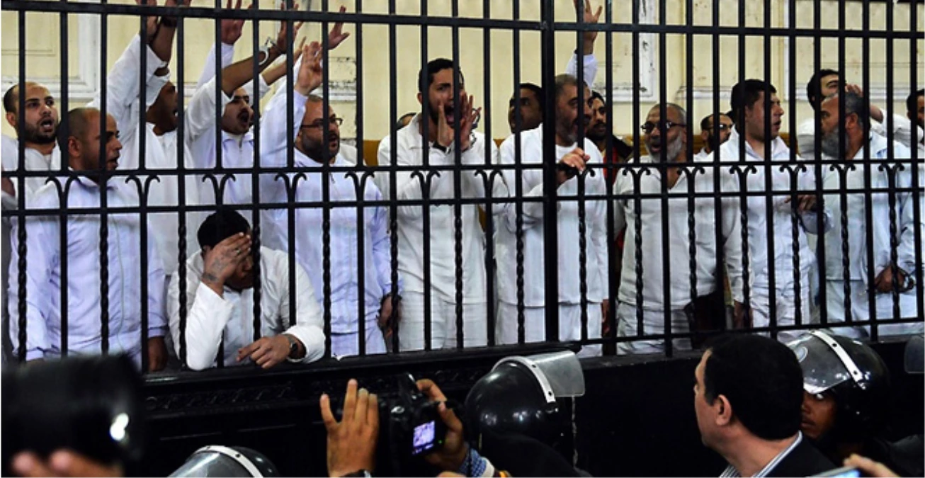 Mısır\'daki İdamları\'n Kınanmasına AK Parti\'den Destek Yok
