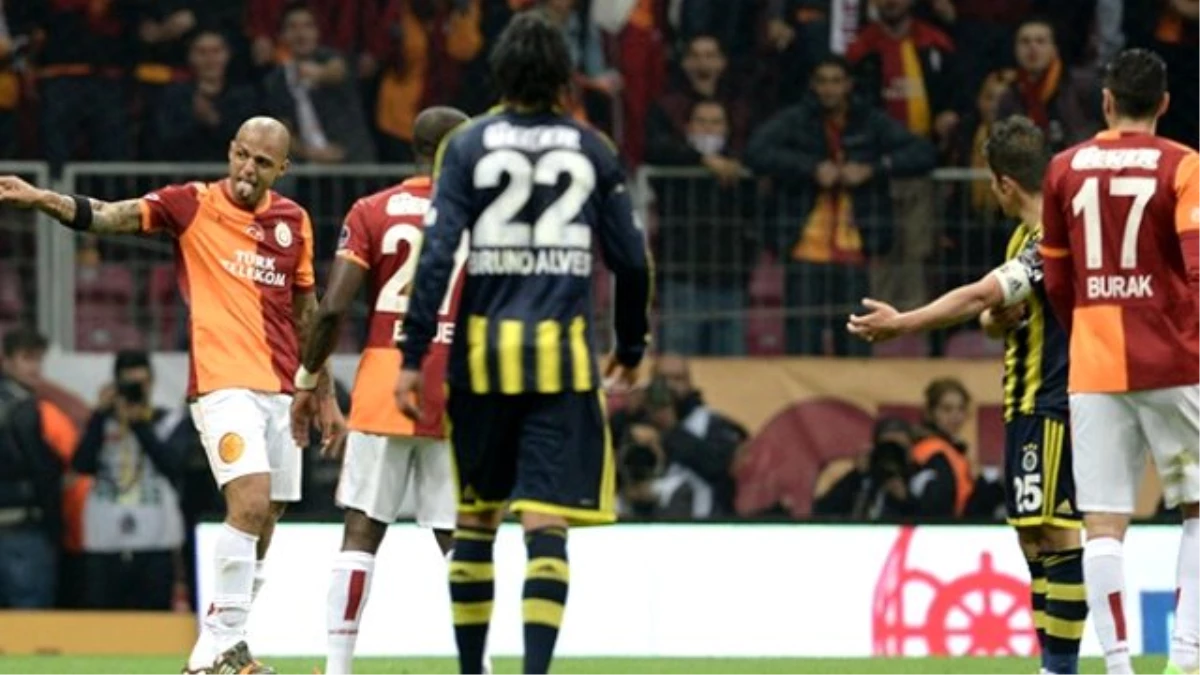 Galatasaray-Fenerbahçe Maçında Yaşananlar