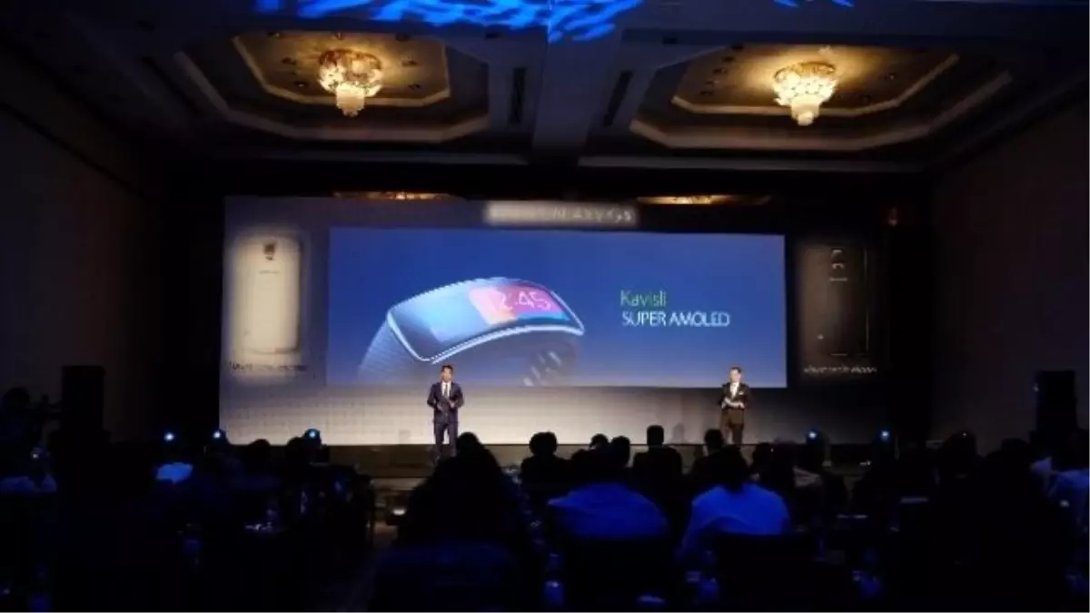 Samsung, Galaxy S5\'i ve Gear Modellerini Piyasaya Çıkardı