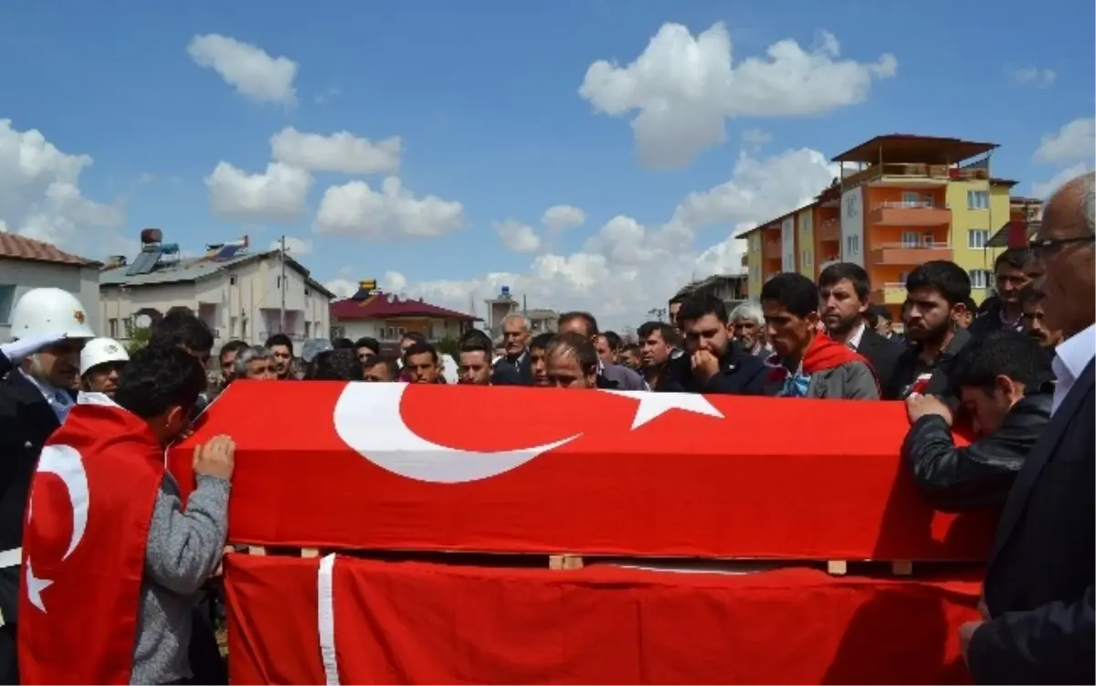 Şehit Polis, Son Yolculuğuna Uğurlandı