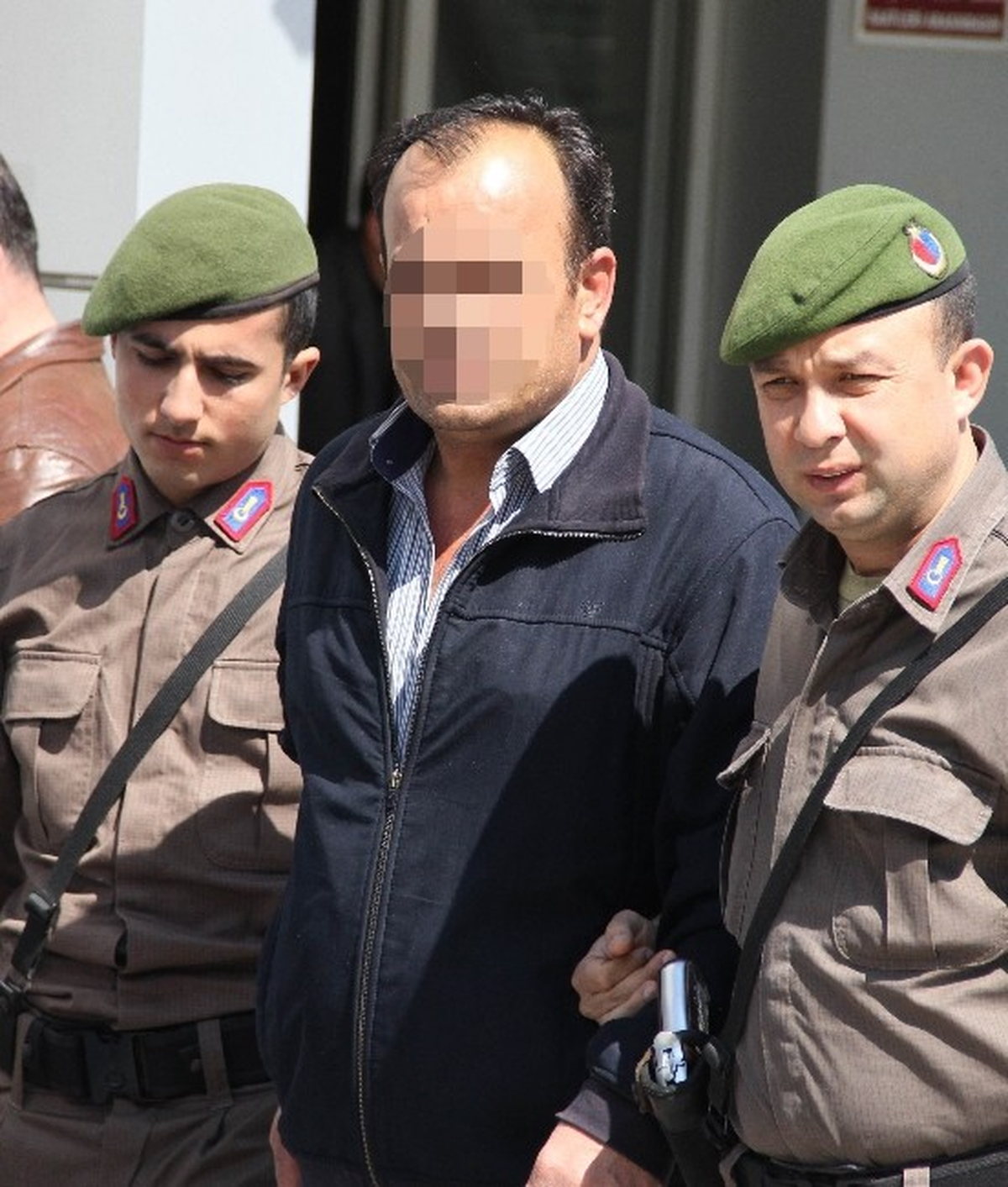 Tebliğ Yapıldığı Gün de Şiddet Uyguladı
