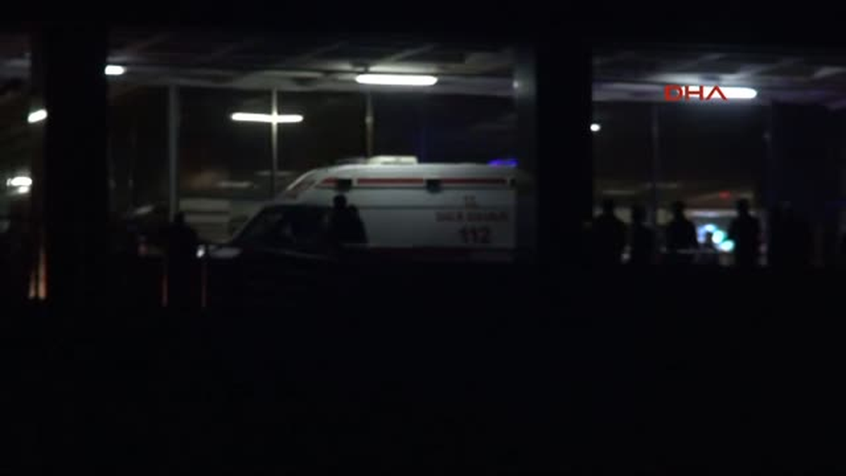 Van\'da 2 Kişiyi Vurduktan Sonra Eşini Öldürdü