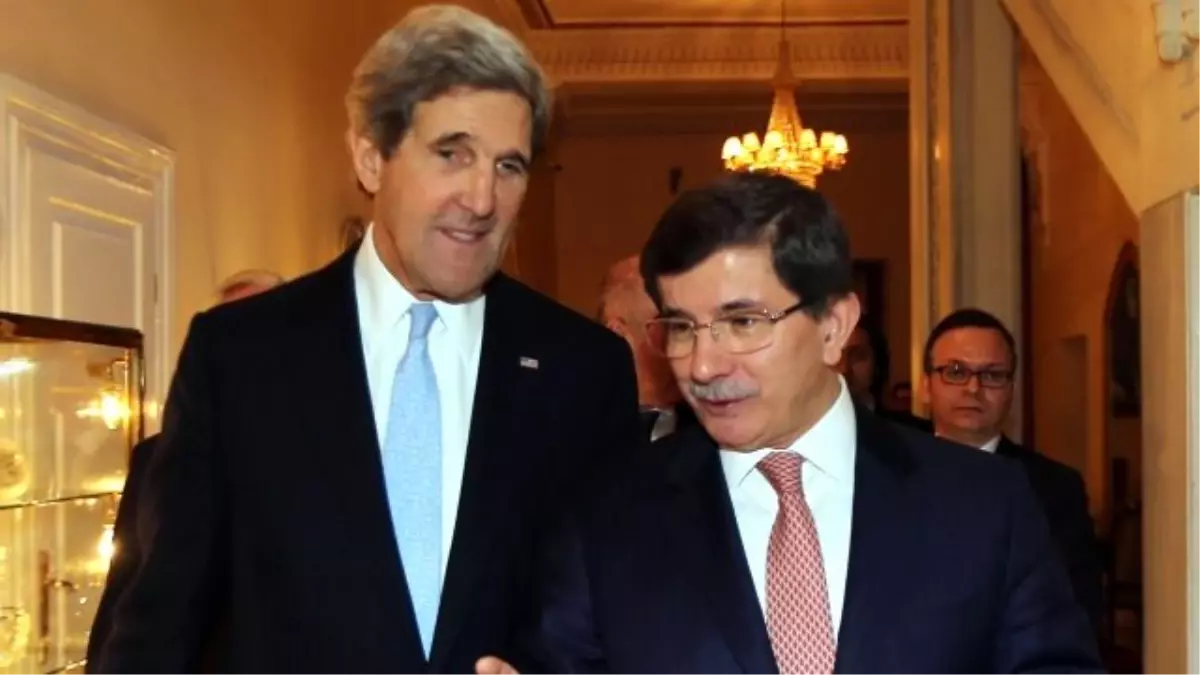 Davutoğlu, ABD Dışişleri Bakanı Kerry\'le Soykırım Tasarısını Görüştü