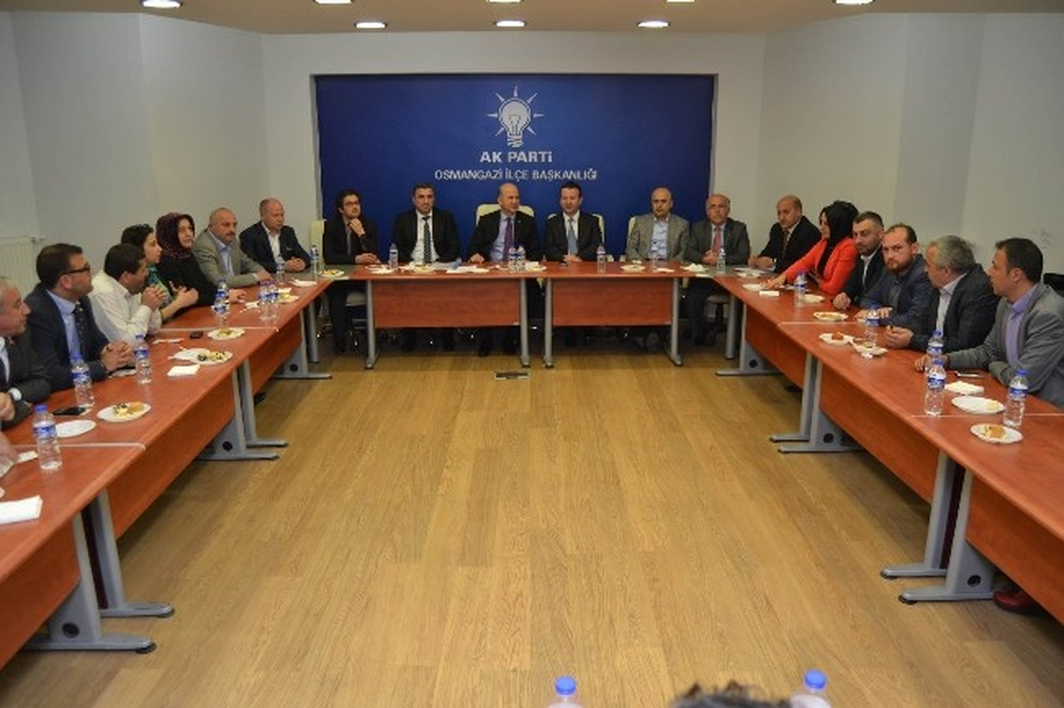 AK Parti İl Başkanı Torun, İlçe Teşkilatlarına Teşekkür Ziyaretlerini Sürdürüyor