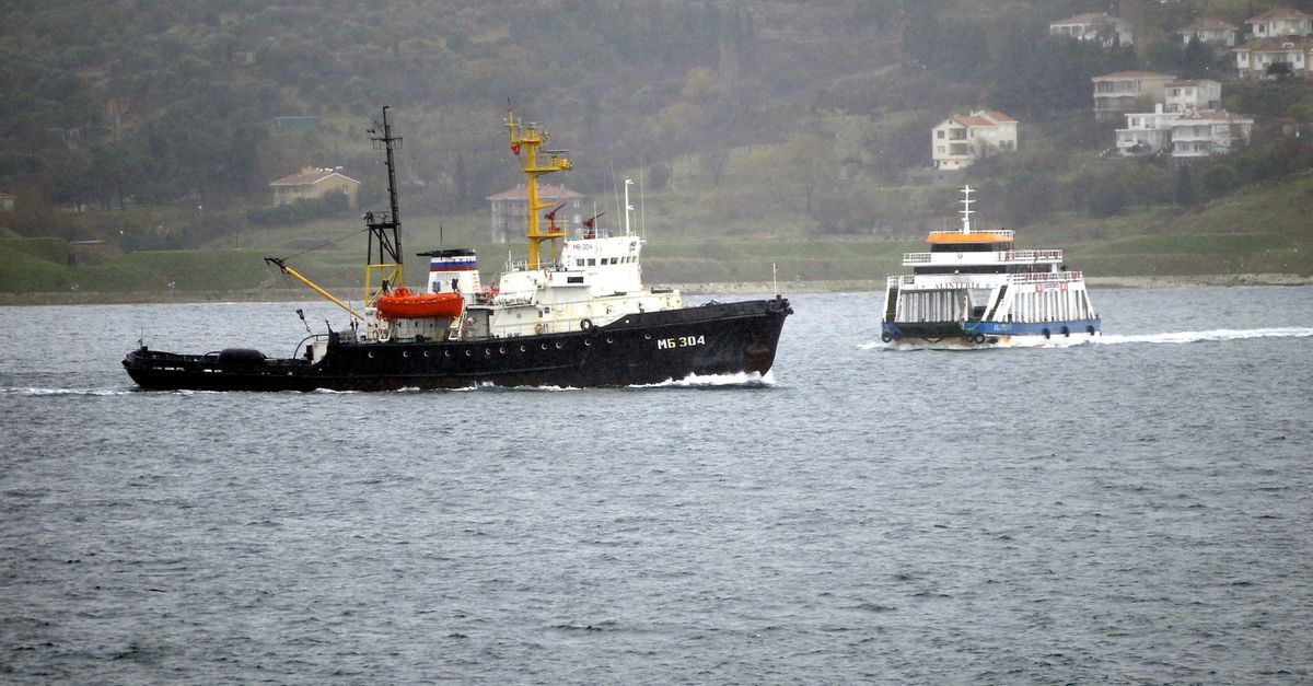 ABD Savaş Gemisi Çanakkale Boğazı\'ndan Geçti