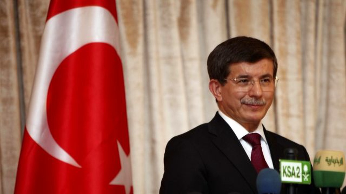 Davutoğlu: Bu Açık Bir Şekilde Devletimize Dönük Siber Bir Saldırıdır