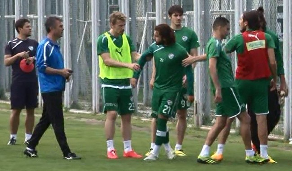 Bursaspor Antrenmanında Tartışma