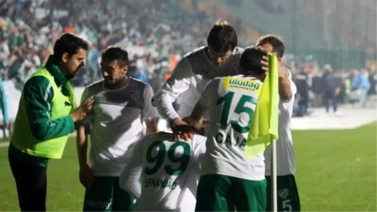 Bursaspor\'da Kasımpaşa Hazırlıkları Sürüyor