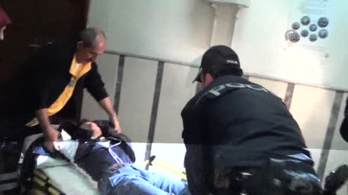 Ereğli\'de asansörde rahatsızlanan muhabir hastaneye kaldırıldı -