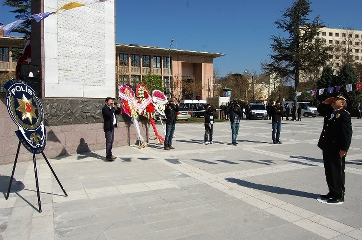 Eskişehir\'de Polis Haftası Kutlamaları