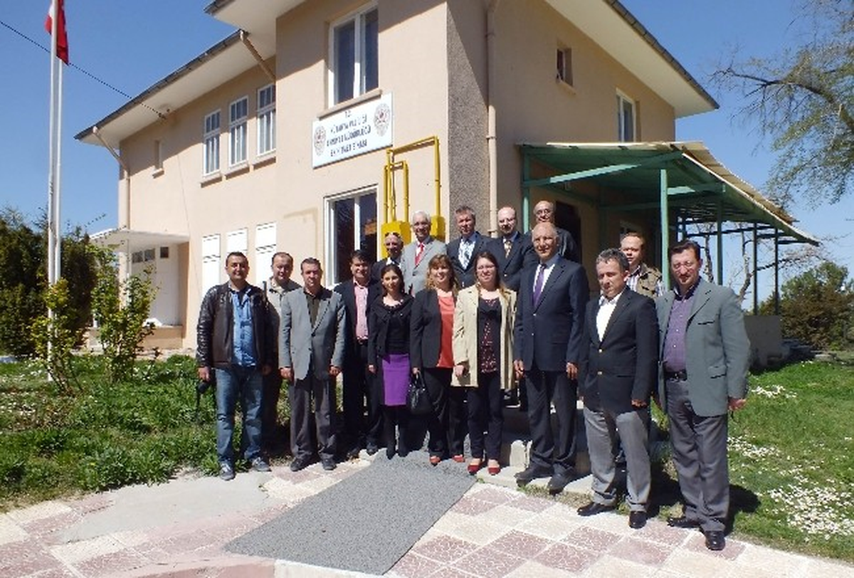 Gazetecilerden Müdür Gülnaz\'a \'Tebrik\' Ziyareti