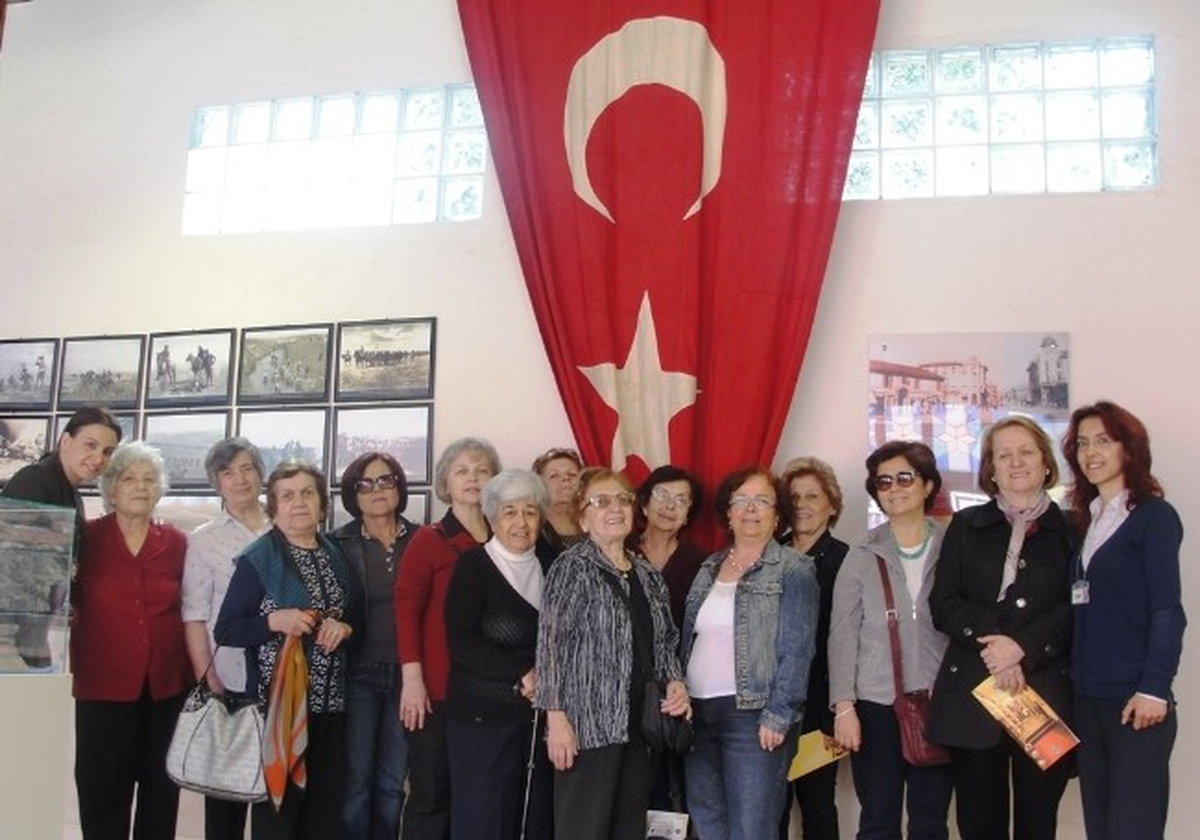 Yıldız Oteli\'nin Eski Sahipleri Öykam\'ı Ziyaret Etti