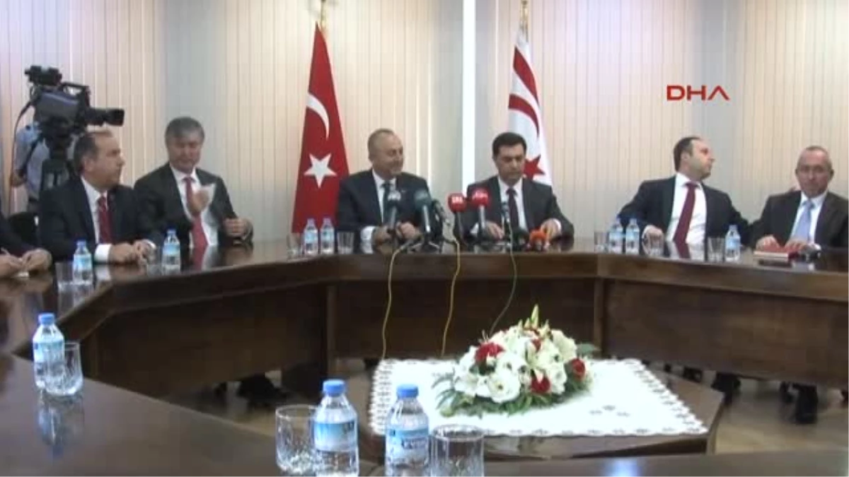 AB Bakanı ve Başmüzakereci Çavuşoğlu, KKTC Dışişleri Bakanı Nami\'yi Ziyaret Etti
