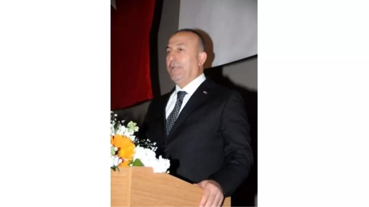 AB Bakanı Mevlüt Çavuşoğlu, Brüksel\'de Randevu Talebleri ile İlgili Haberleri KKTC\'de Değerlendirdi