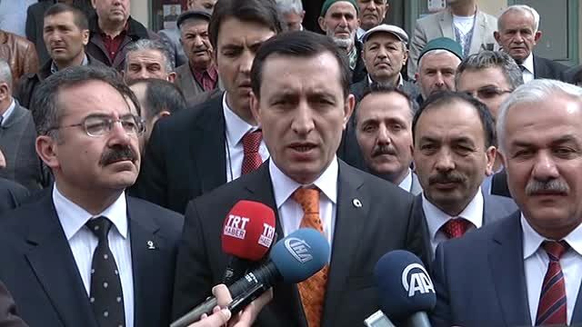Başbakan Yardımcısı İşler: Senatolar Tarihi Konularda Karar Verecek Makam Değildir