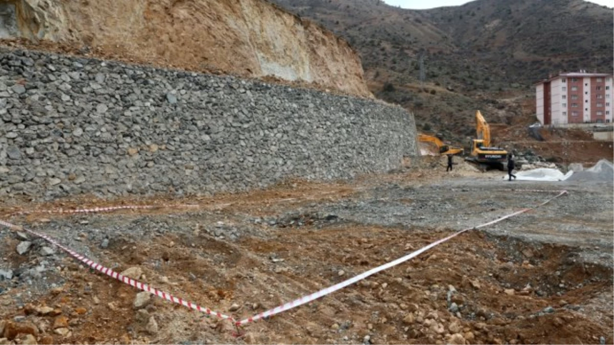 Başkan Çimen, \'42 Konut Projesi\' Çalışmalarını Yerinde İnceledi