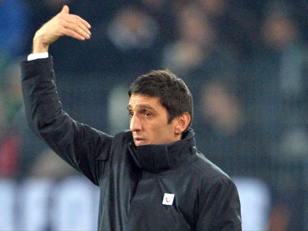 Hannover 96 Korkut\'a Güveniyor