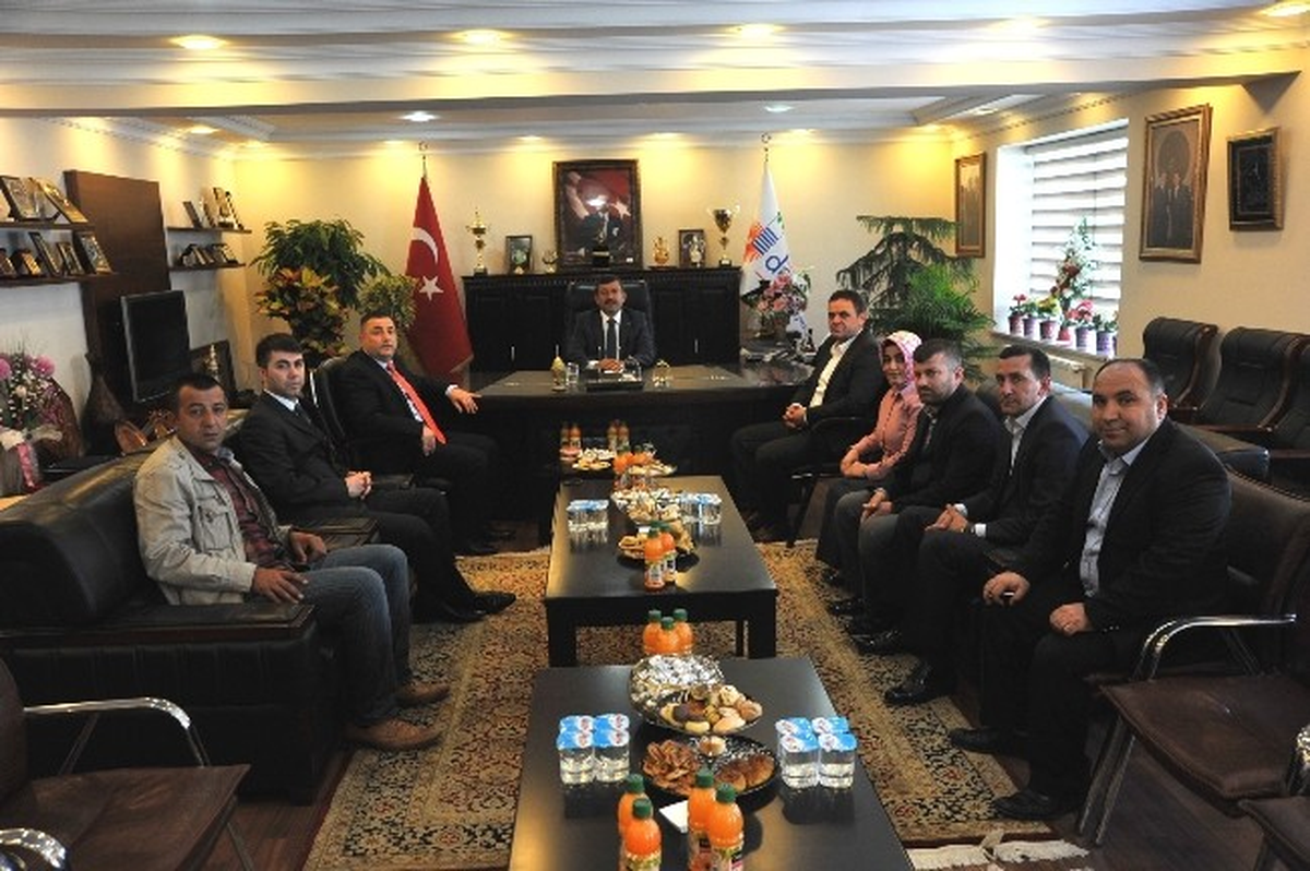 Hizmet İş Sendikasından Başkan Karabacak\'a Ziyaret